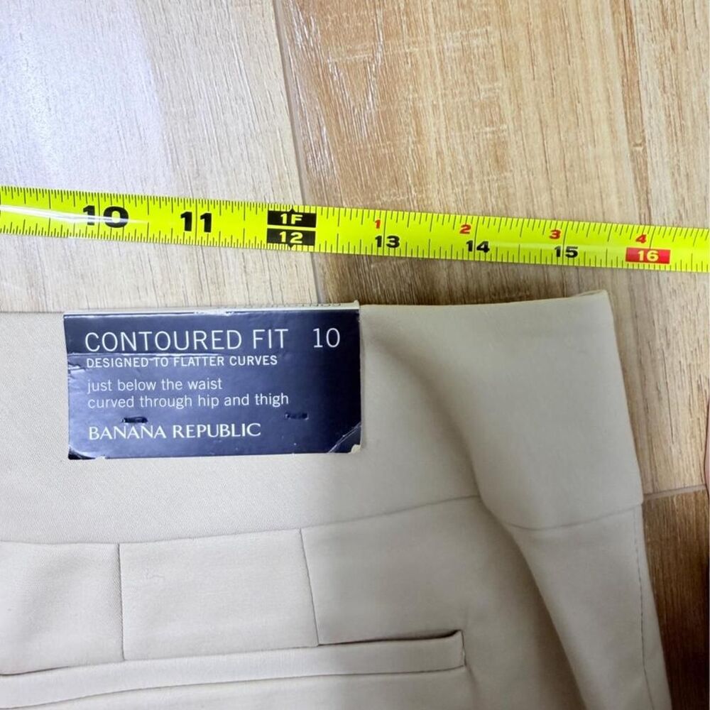 Banana Republic Women's Tan Dress Pants - Picture 4 of 5